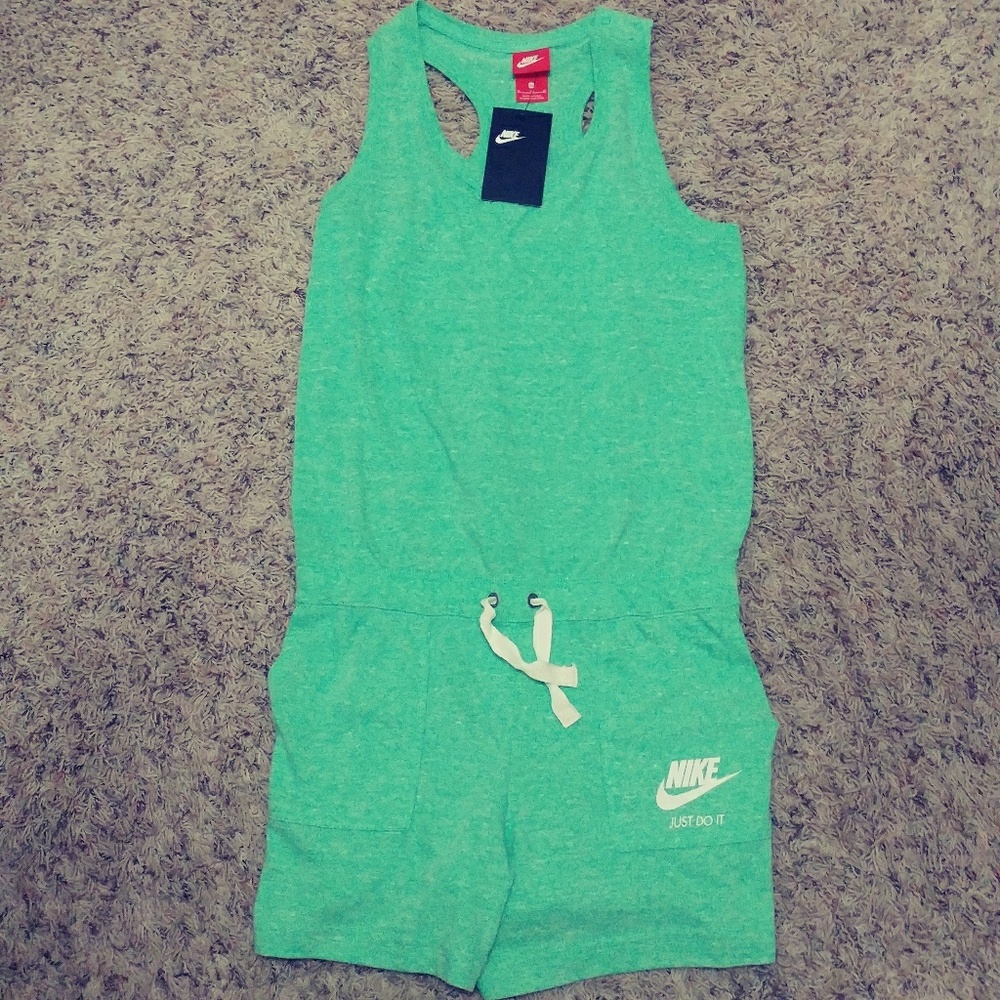 NEW Nike XL Girls Romper